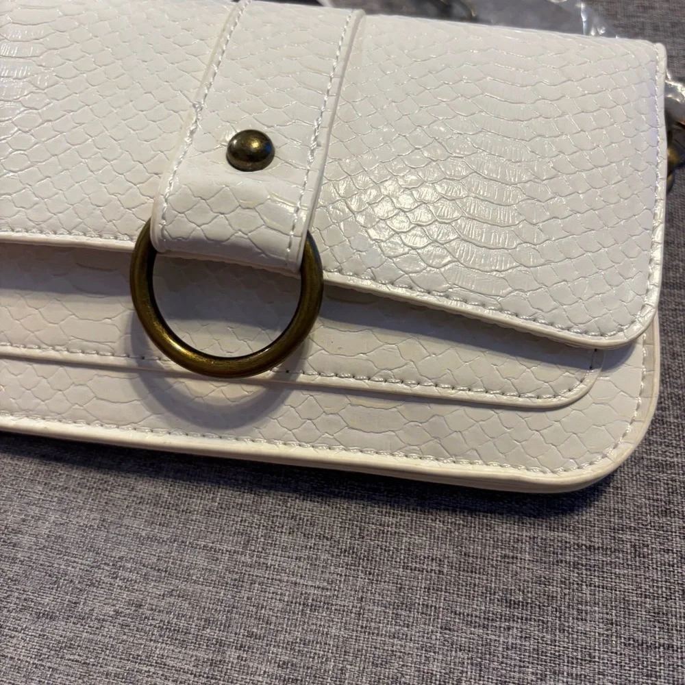The Drop Women's Lara Chain Mini Crossbody Bag